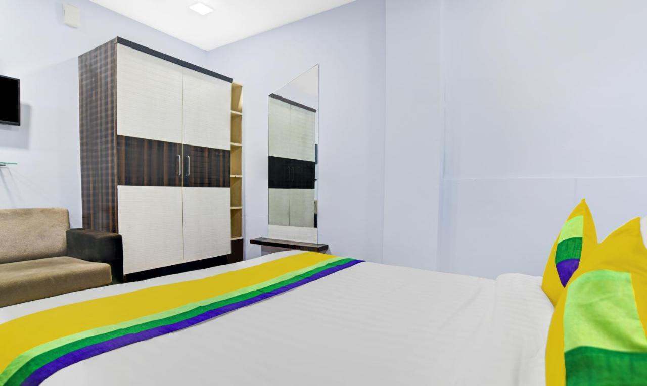 Itsy By Treebo - Utsav Hotel 3*