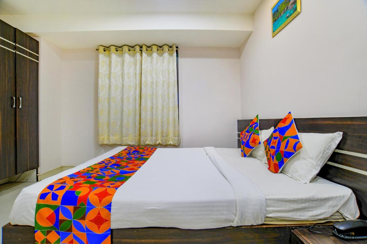 Fabhotel Grand Raj Hotel