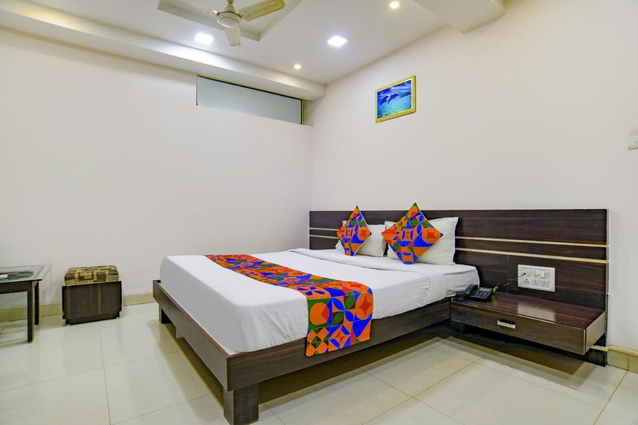 Fabhotel Grand Raj Hotel