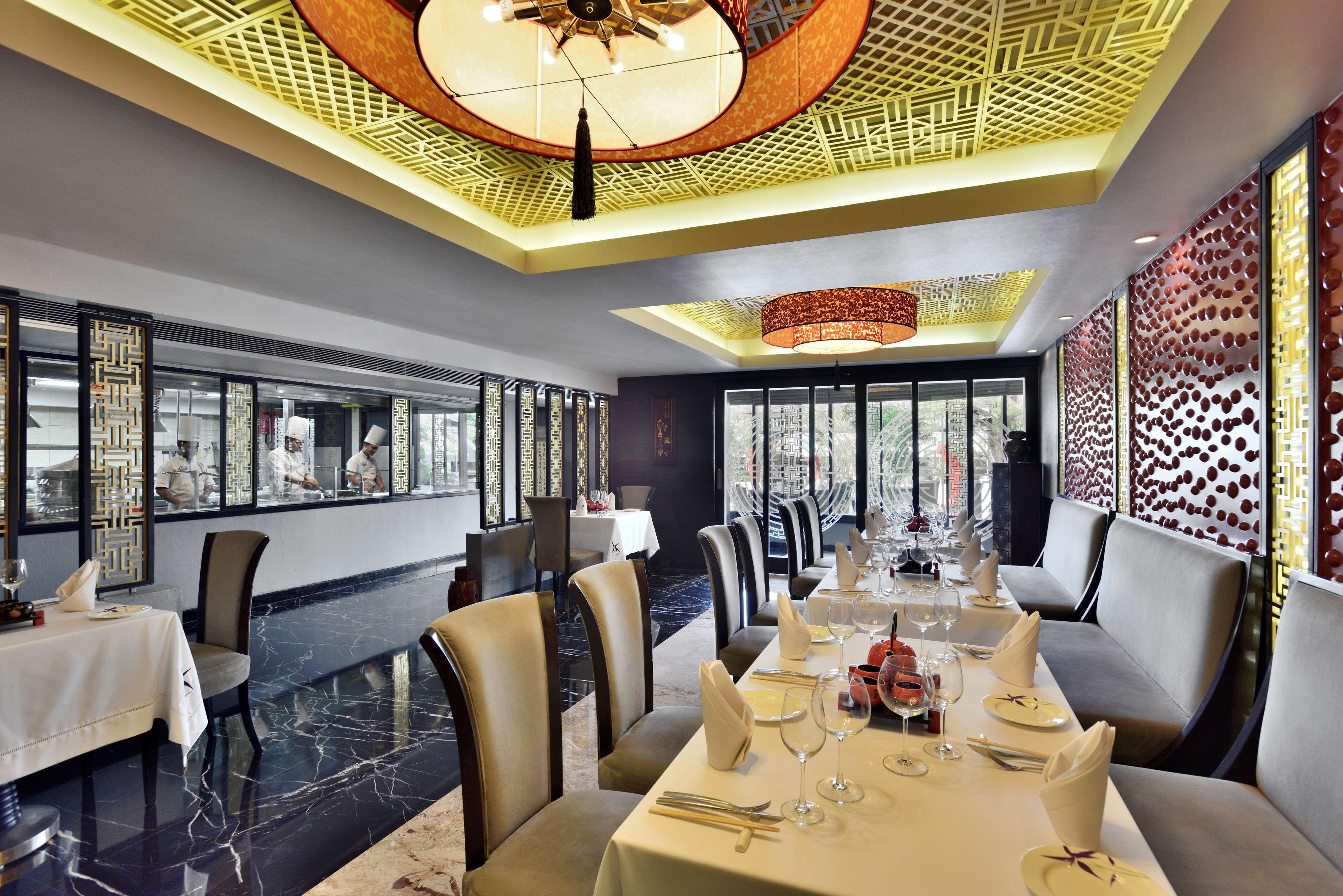 Radisson Blu Hotel, Hotel