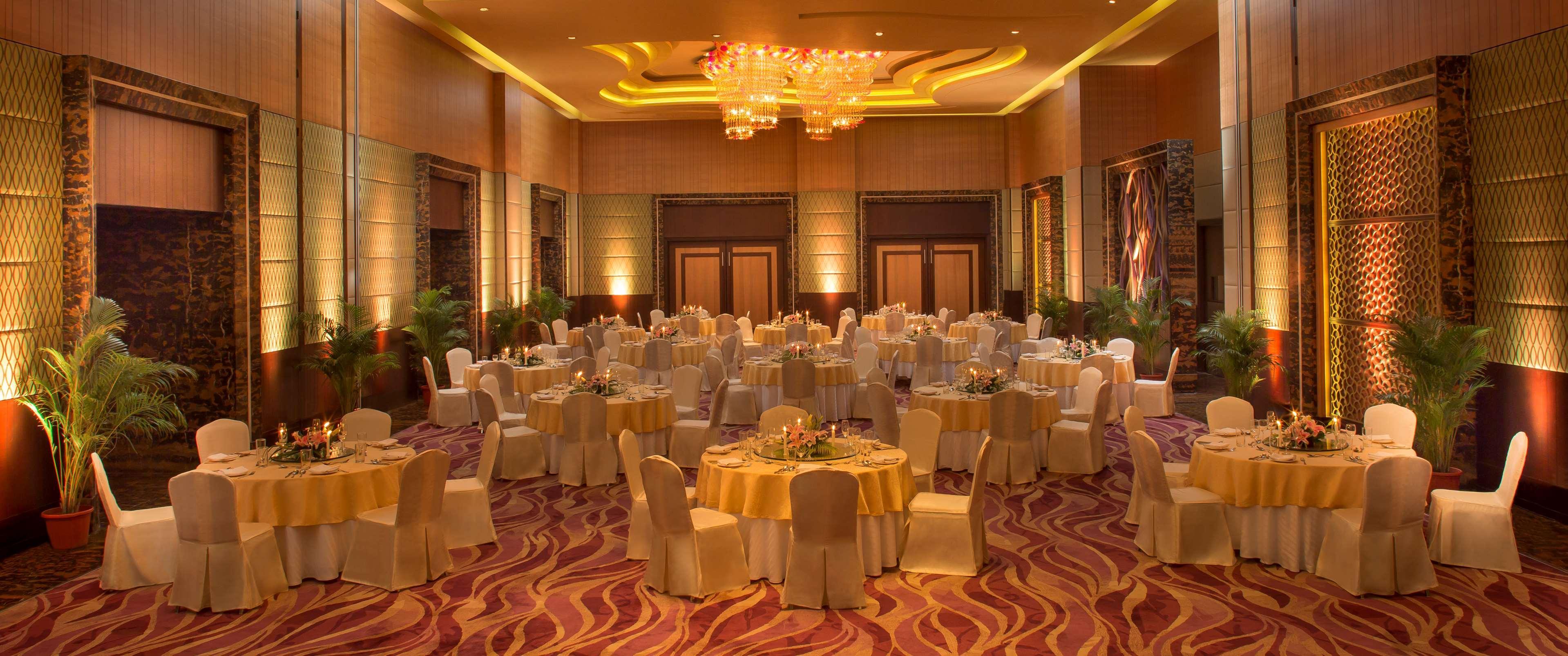 Radisson Blu Hotel, 5* Indore