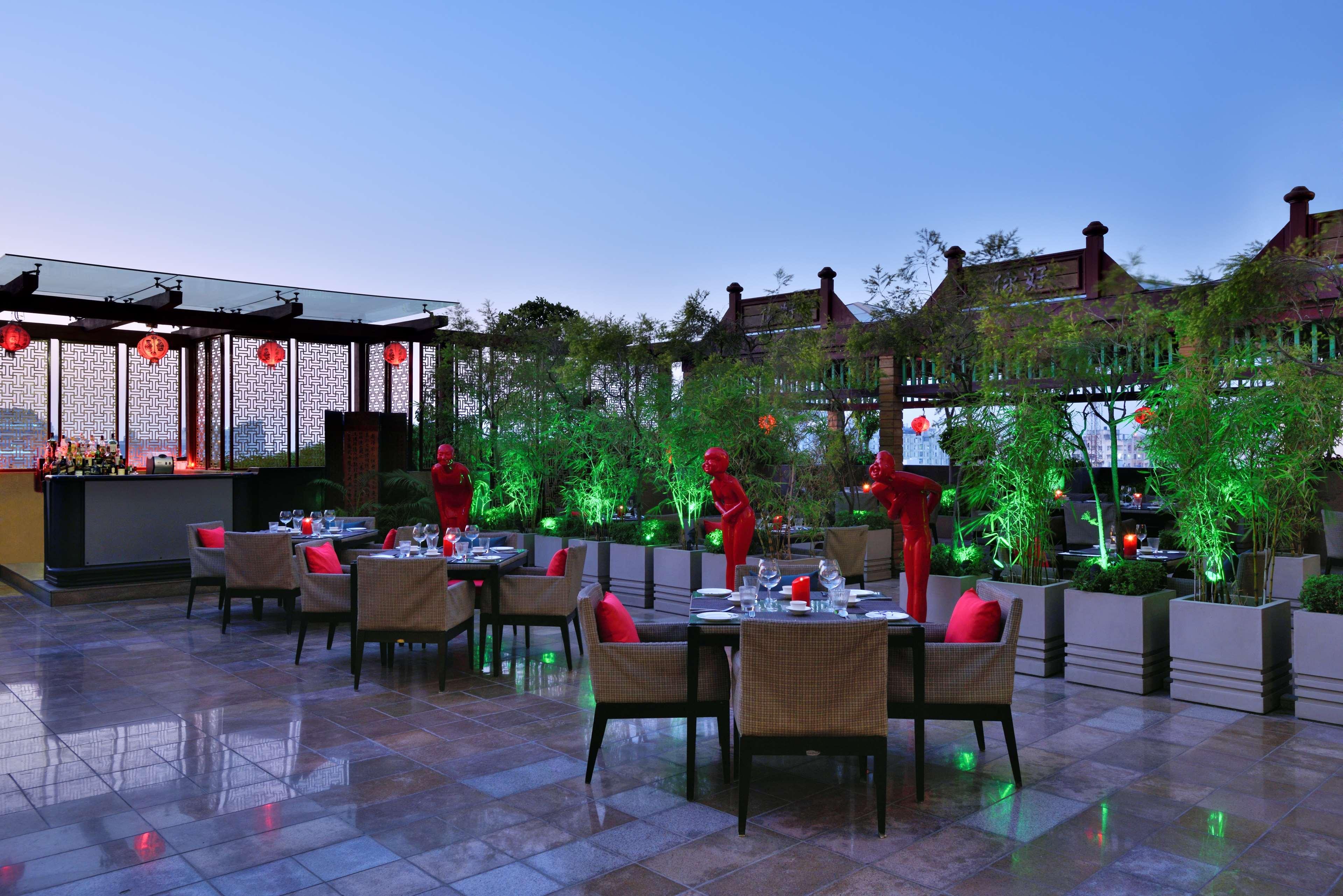 Radisson Blu Hotel, Hotel 5*