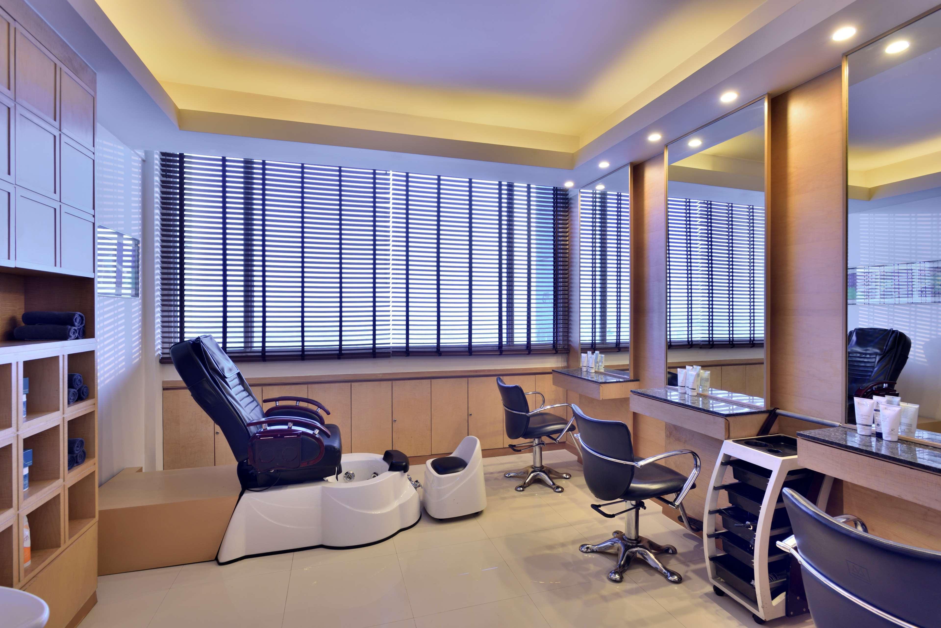 Radisson Blu Hotel, Hotel