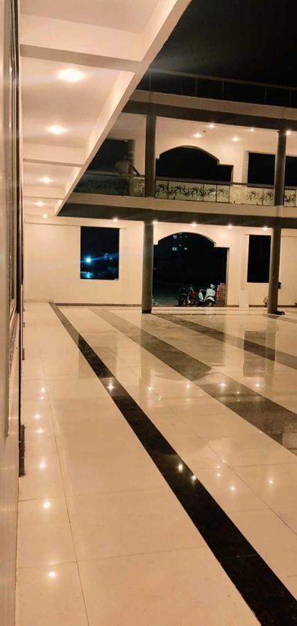 Oyo Siddharth Regency Hotel