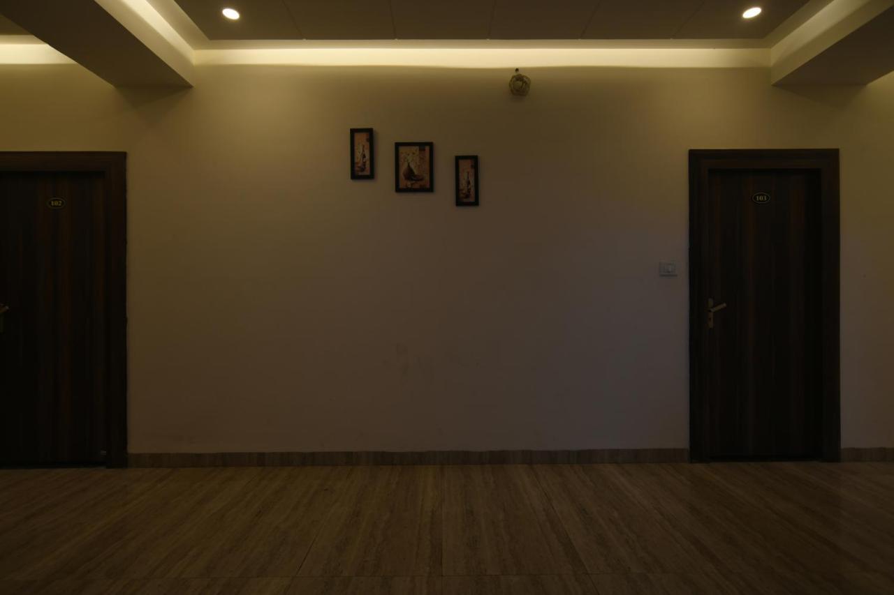 Hotel Shubhshree Residency