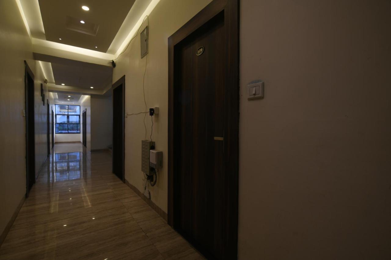 Shubhshree Residency Hotel
