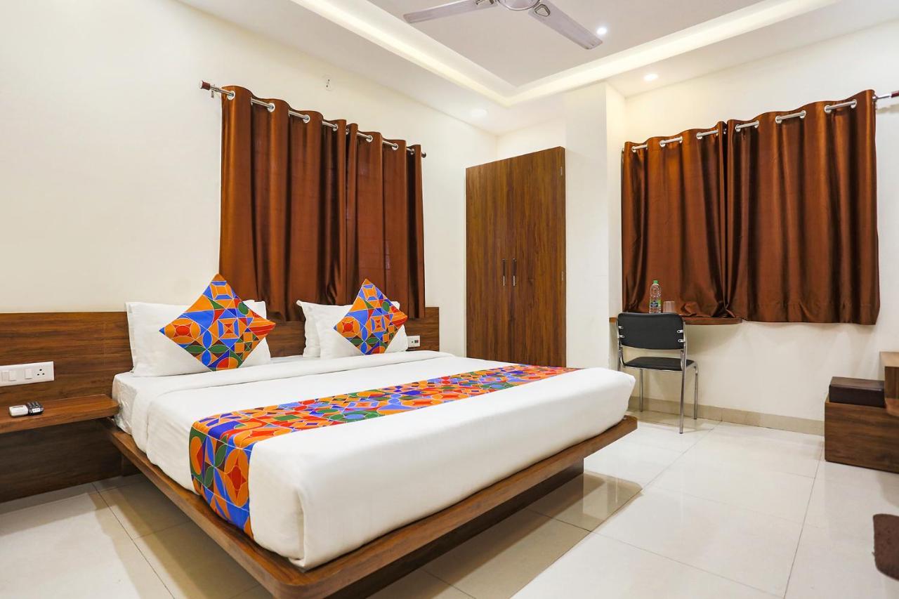 Hotel Fabhotel Balaji Paradise Indore