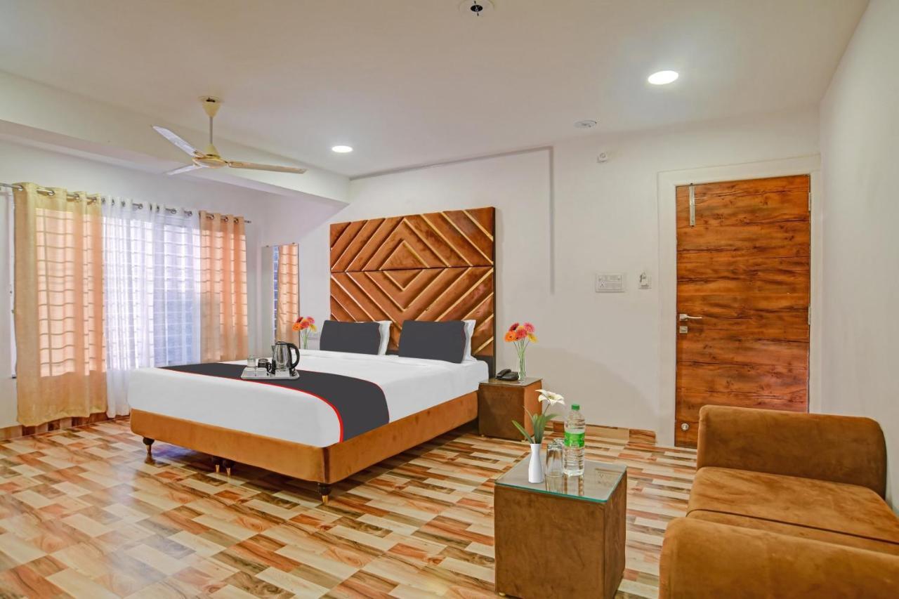 Hotel Collection O 93695 Western Arc Indore