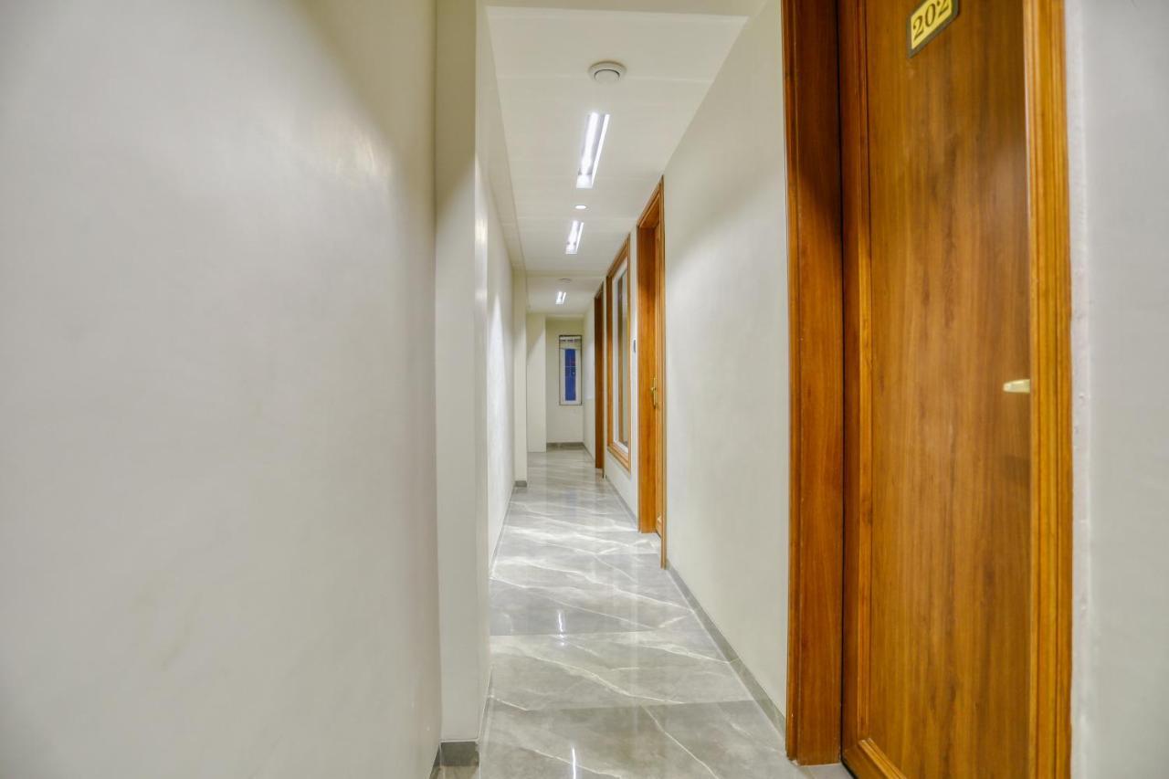 Pavilion Hotel 3*