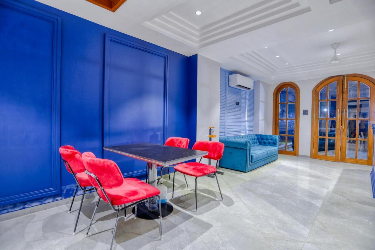 Hotel Pavilion Indore