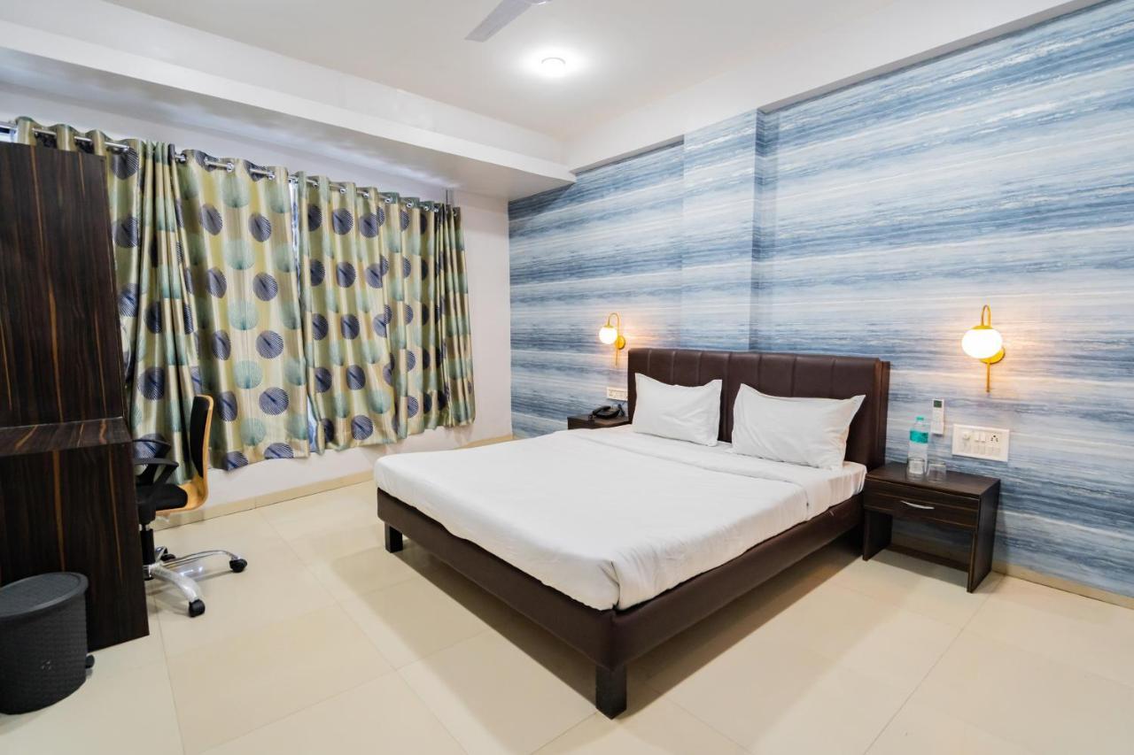 Hotel C20 3*