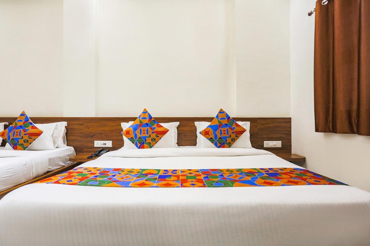 Hotel Fabhotel Balaji Paradise 3*