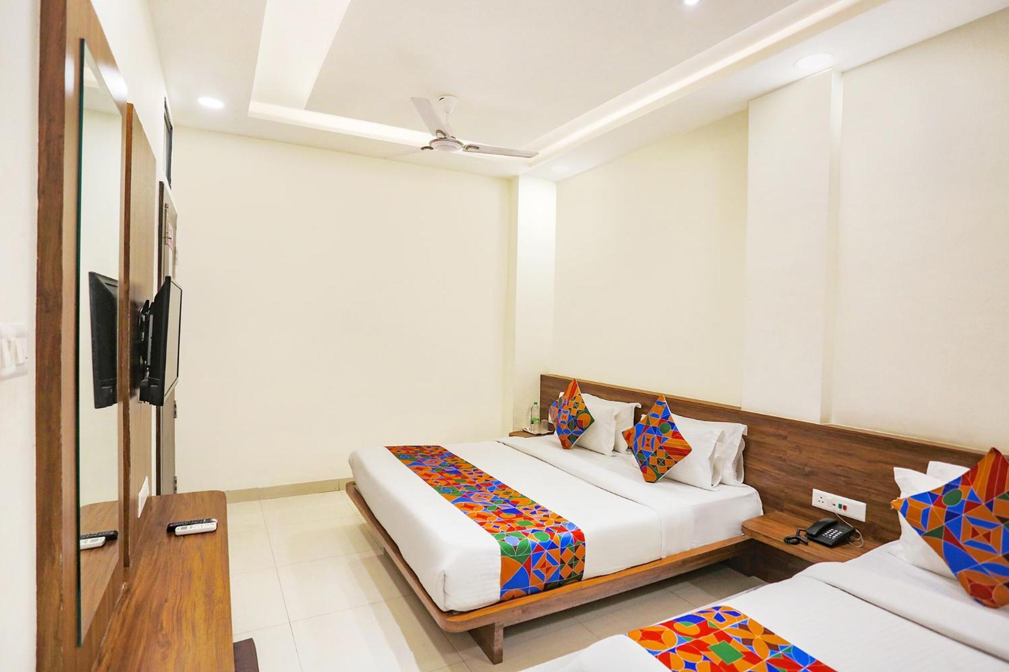 Fabhotel Balaji Paradise Indore