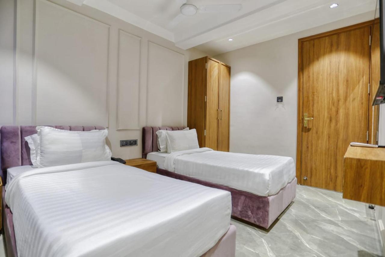 Hotel Pavilion 3*