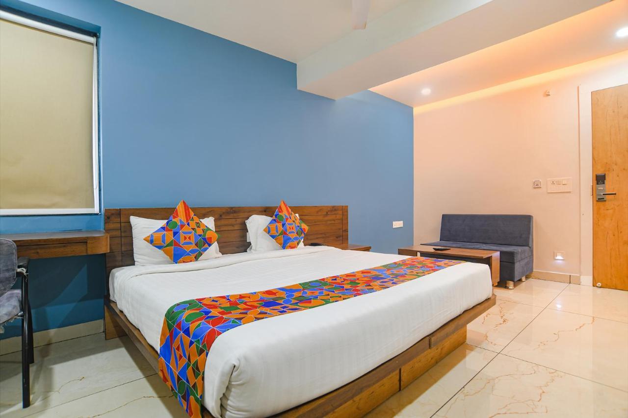 Fabhotel Blue Marine Hotel