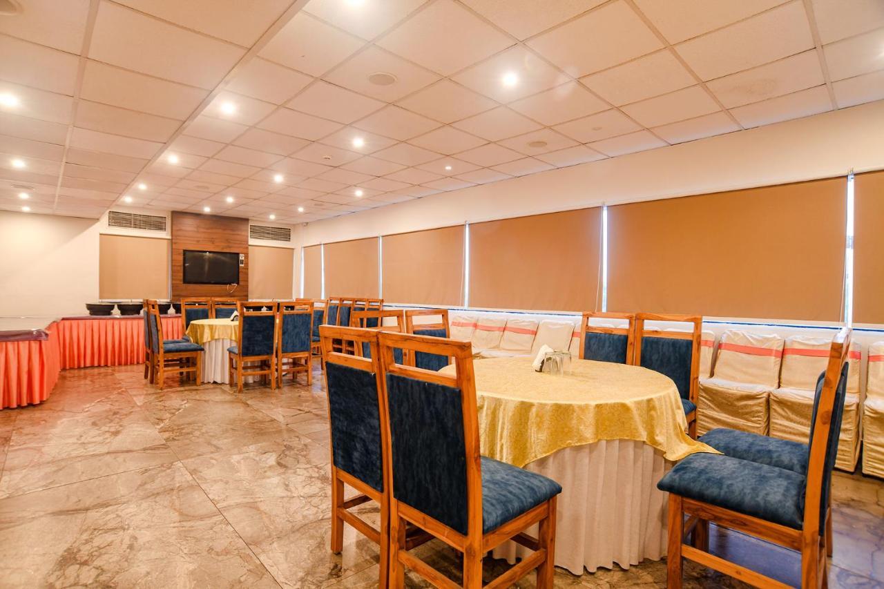 Fabhotel Blue Marine Hotel 3*