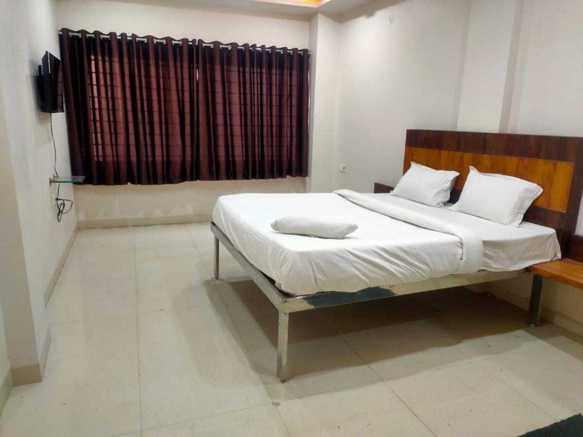 Hotel Oyo 88521 Swagstay Indore