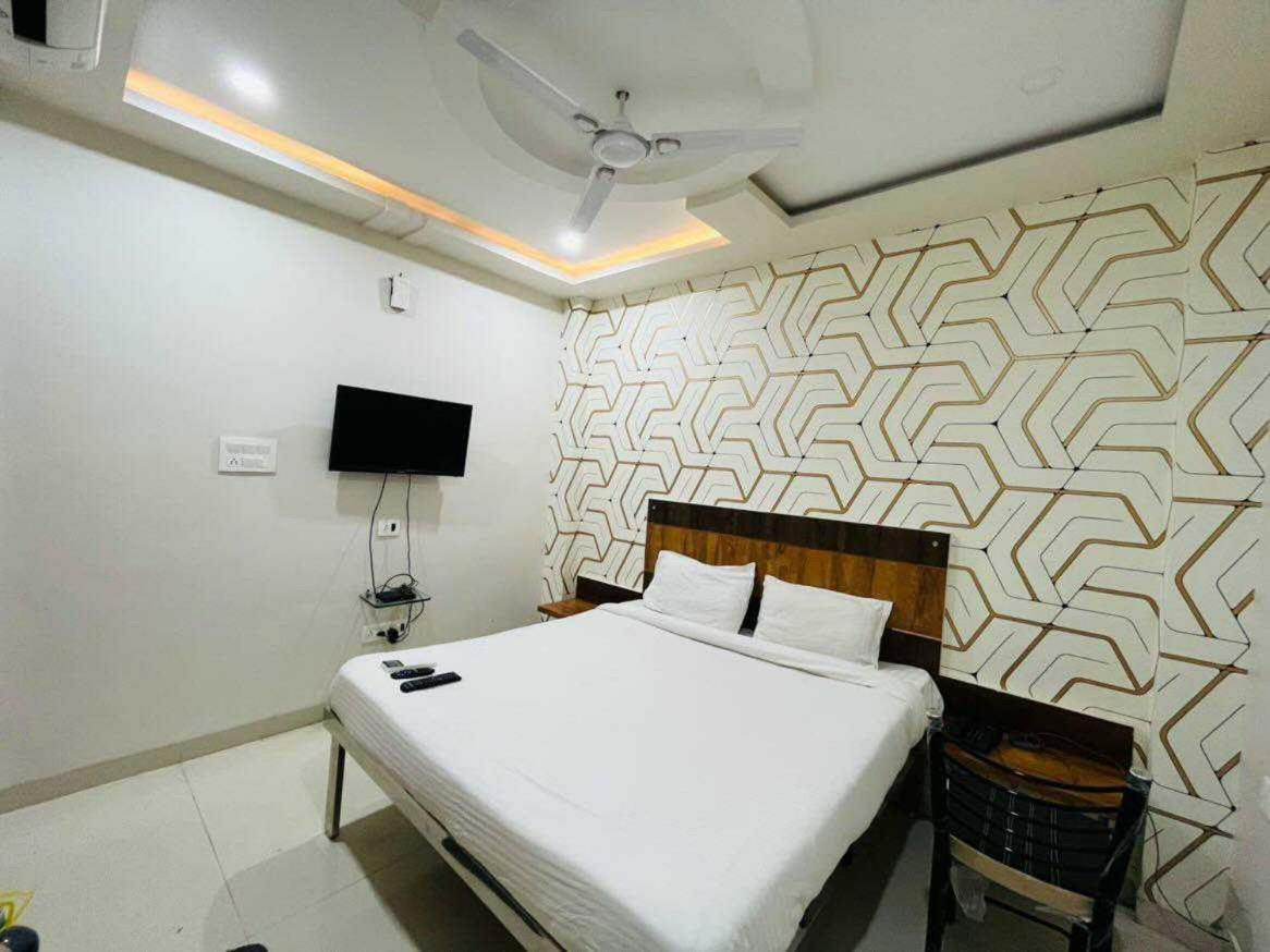 Oyo 88521 Swagstay Hotel