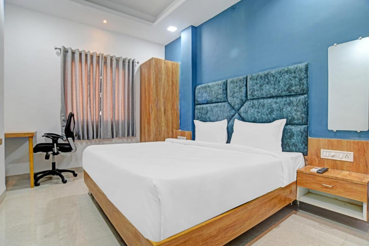 Capital O 87058 Ashoka Regency Hotel Indore