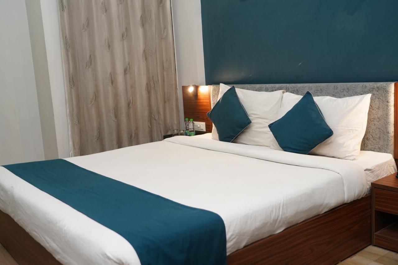 Hotel Ballfin Indore Hotel Indore