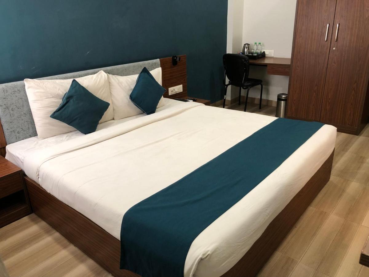 Hotel Hotel Ballfin Indore Indore