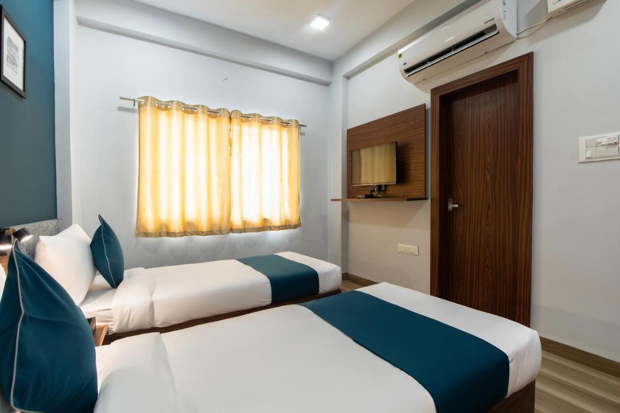 Hotel Ballfin Indore Indore