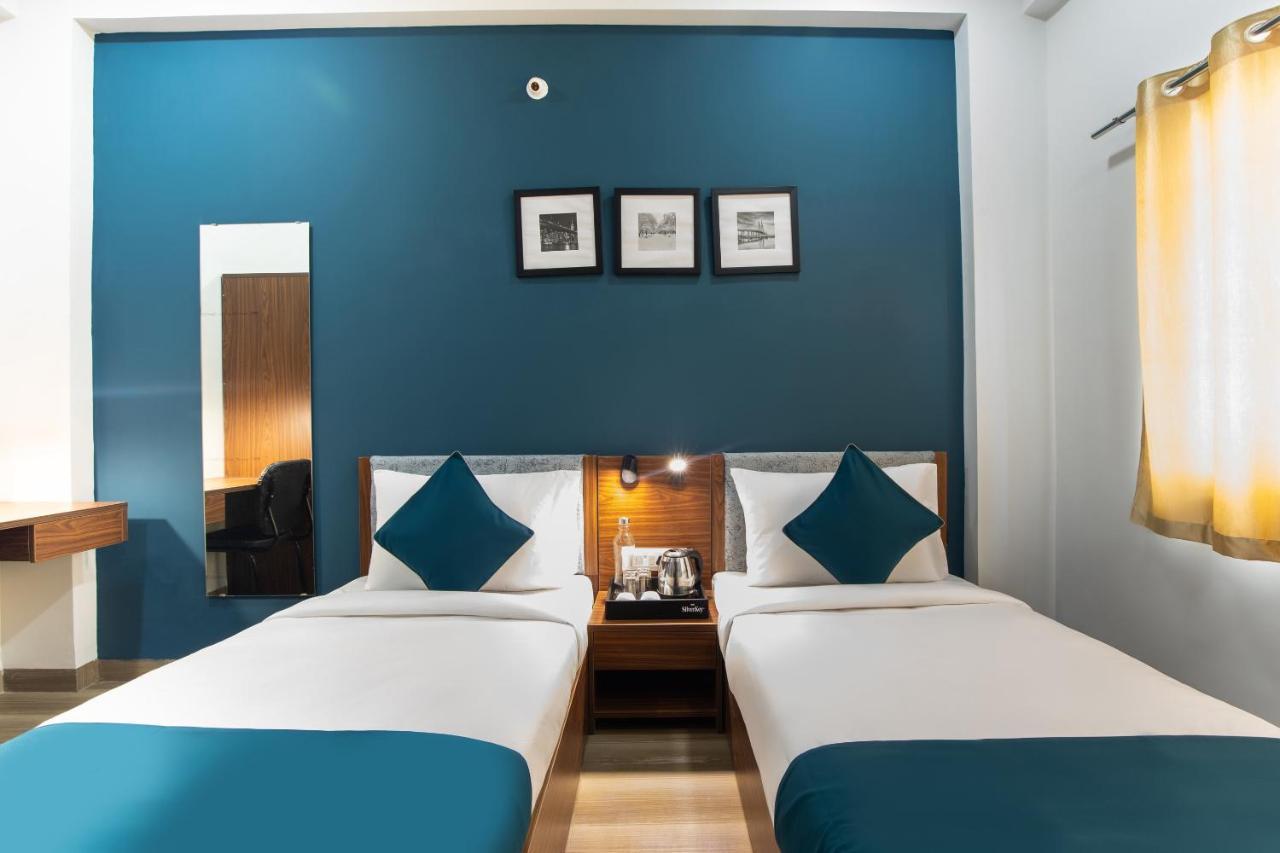 Hotel Ballfin Indore 3* Indore