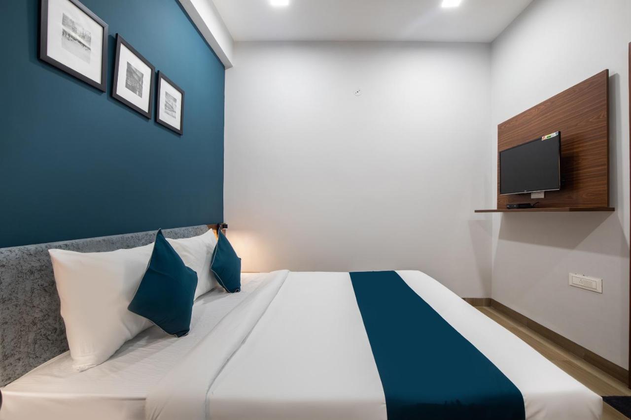 Hotel Ballfin Indore Indore