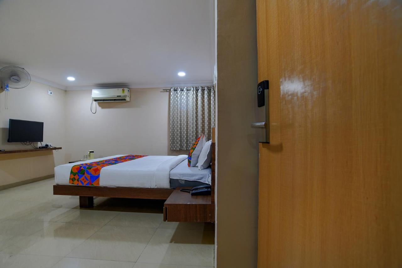 Fabhotel Pishori Indore