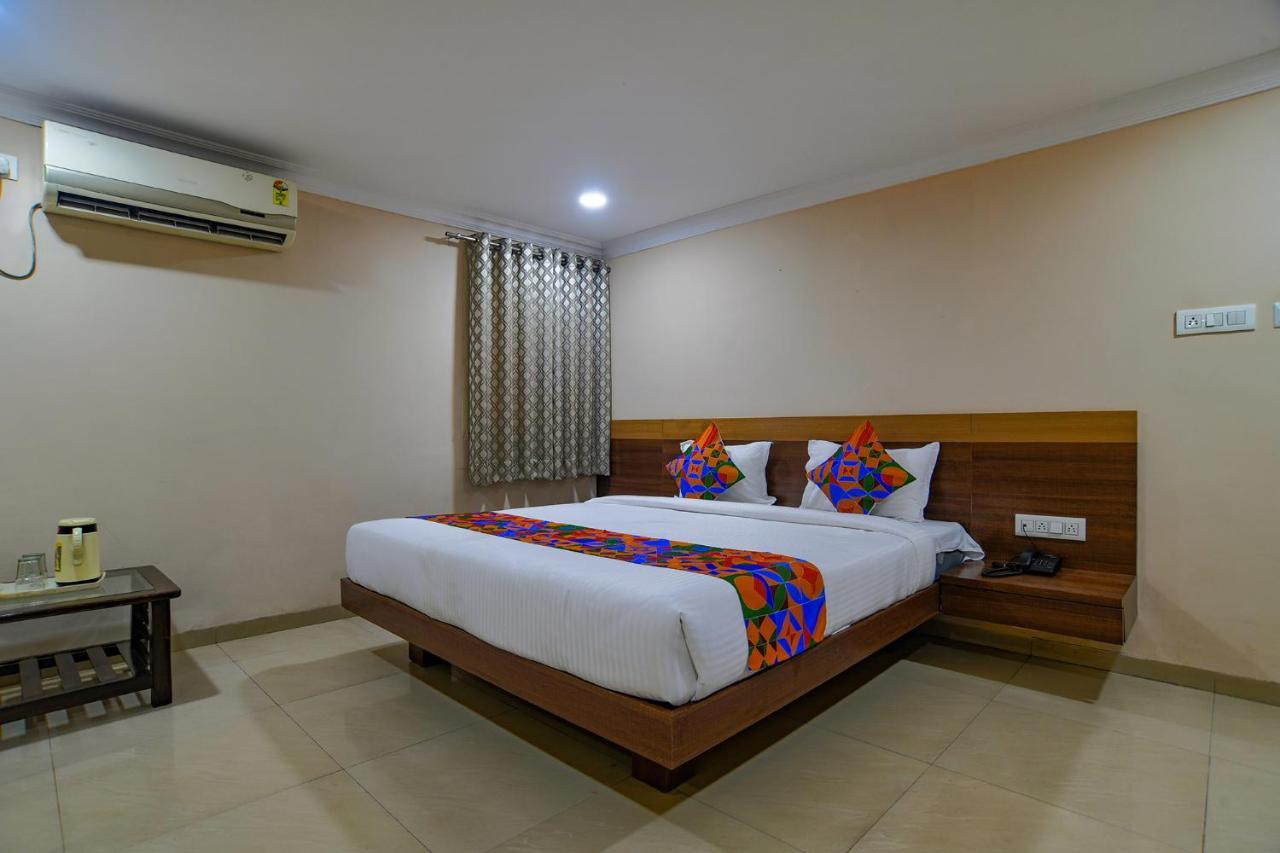Fabhotel Pishori 3*
