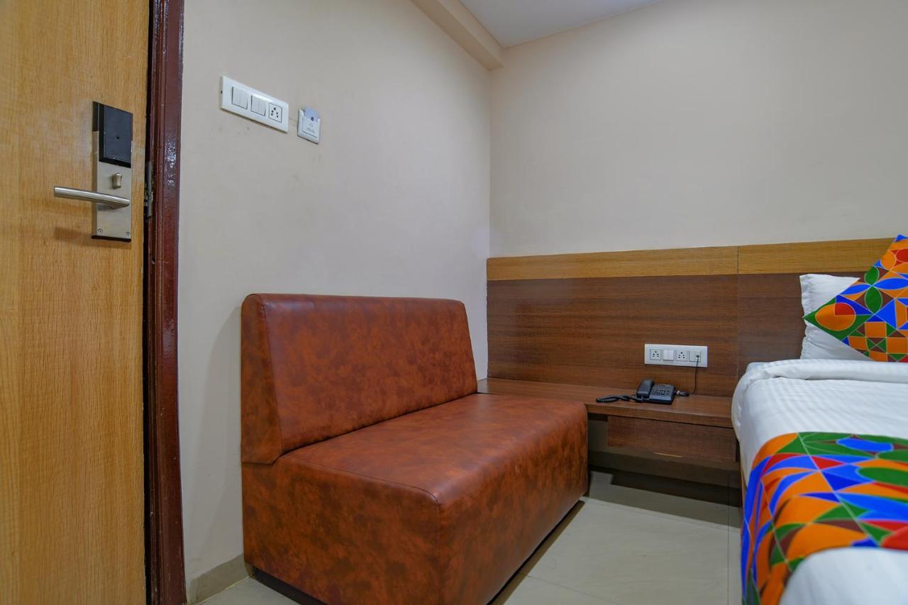 Hotel Fabhotel Pishori 3*