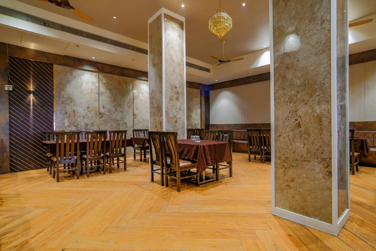 Fabhotel Pishori Hotel Indore