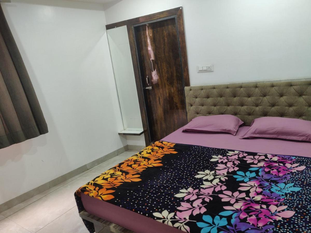 Hotel Rb Palace