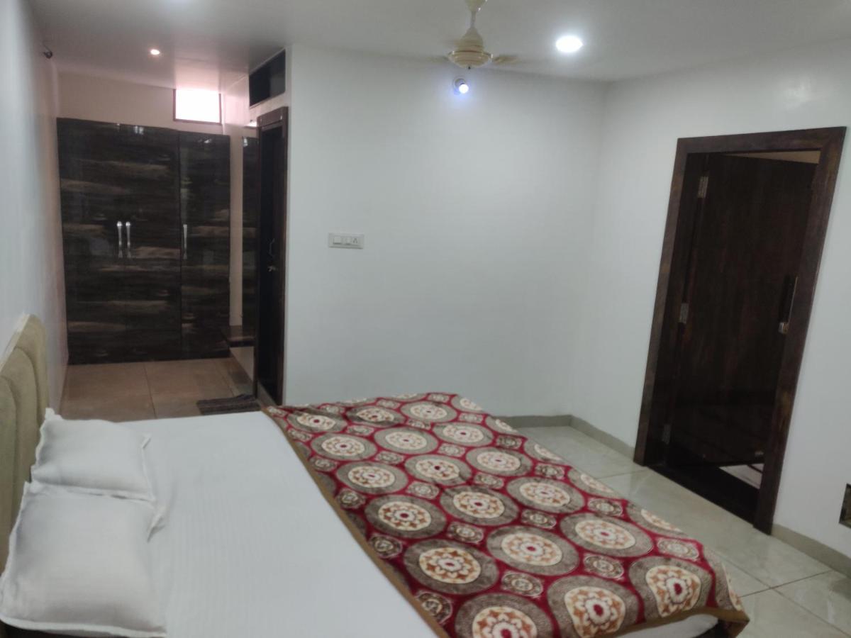 Rb Palace 2* Indore