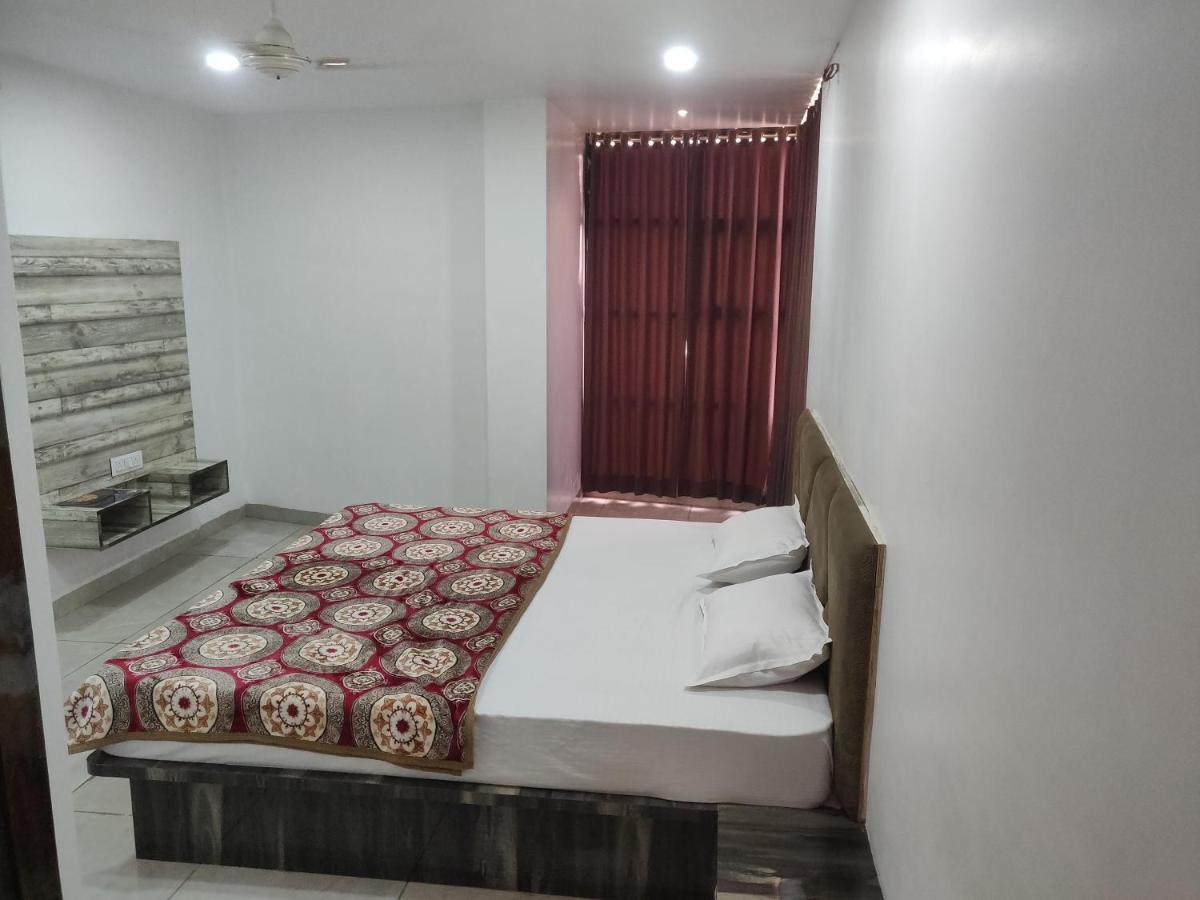 Rb Palace Hotel 2*