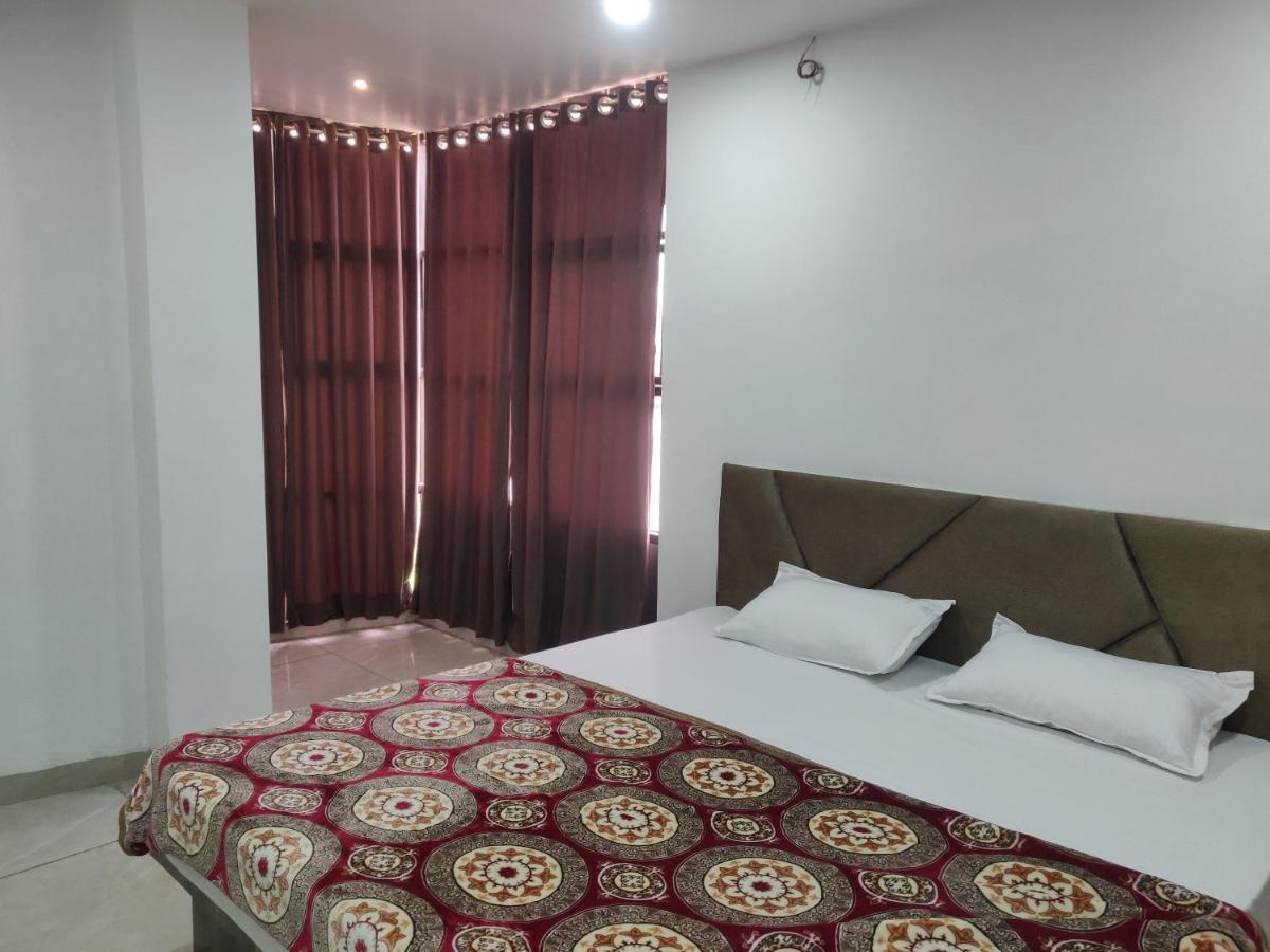 Rb Palace 2* Indore