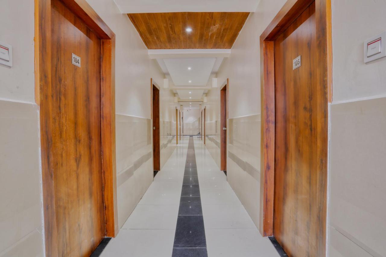 Kumar Atithi Nivas 2* Indore
