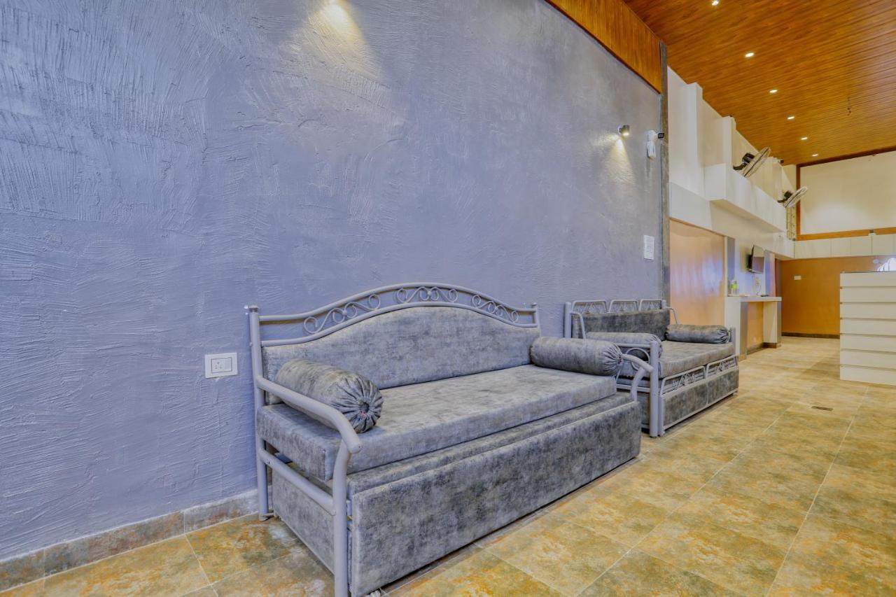 Hotel Kumar Atithi Nivas 2*