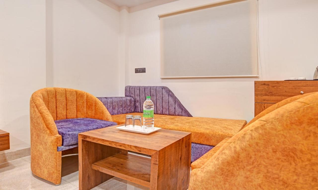 Hotel Treebo Merit Indore