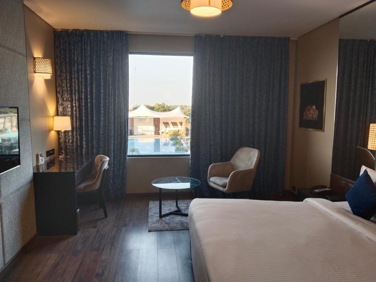 Essentia Luxury Hotel