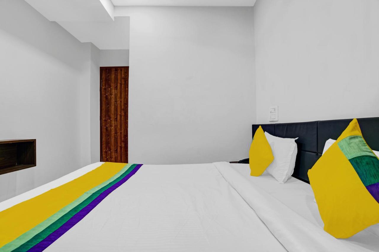Itsy By Treebo - Silvotel Stays Indore