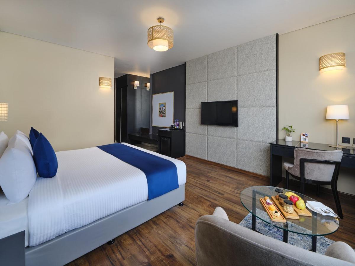 Essentia Luxury Hotel