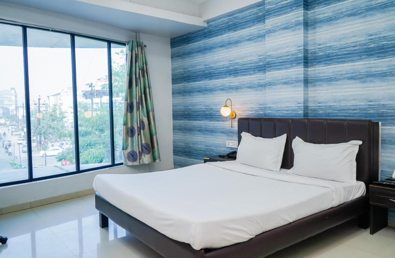 Hotel C20 3*