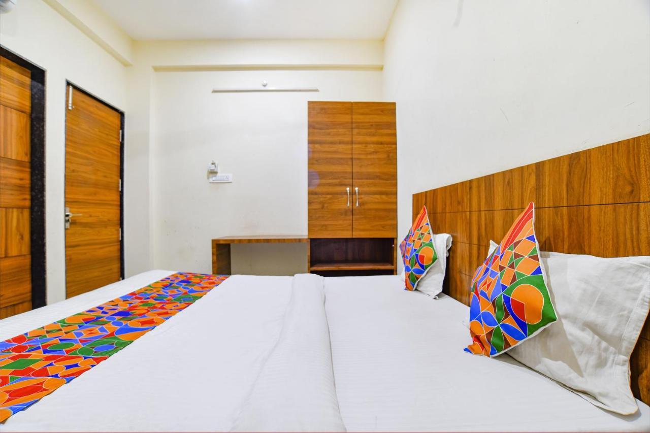 Hotel Fabhotel 44 The M'bience Indore