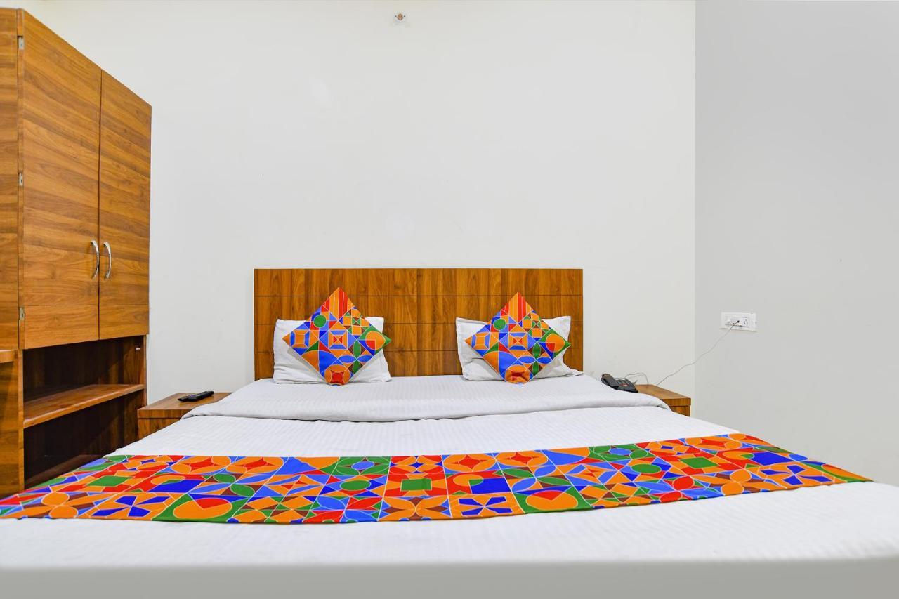 Hotel Fabhotel 44 The M'bience Indore