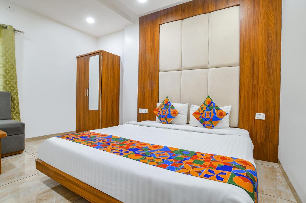 Fabhotel Right Choice 3*