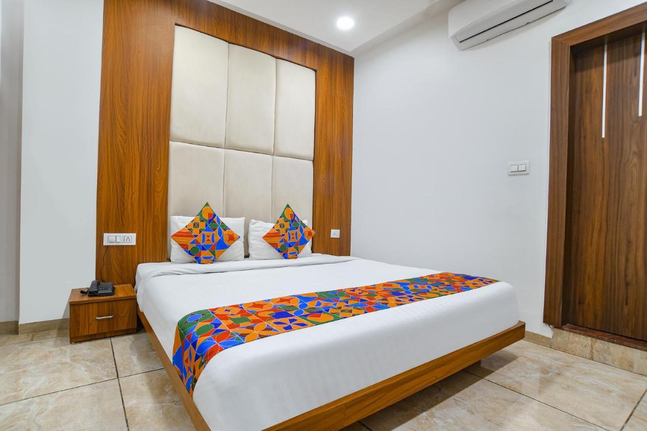Fabhotel Right Choice Hotel