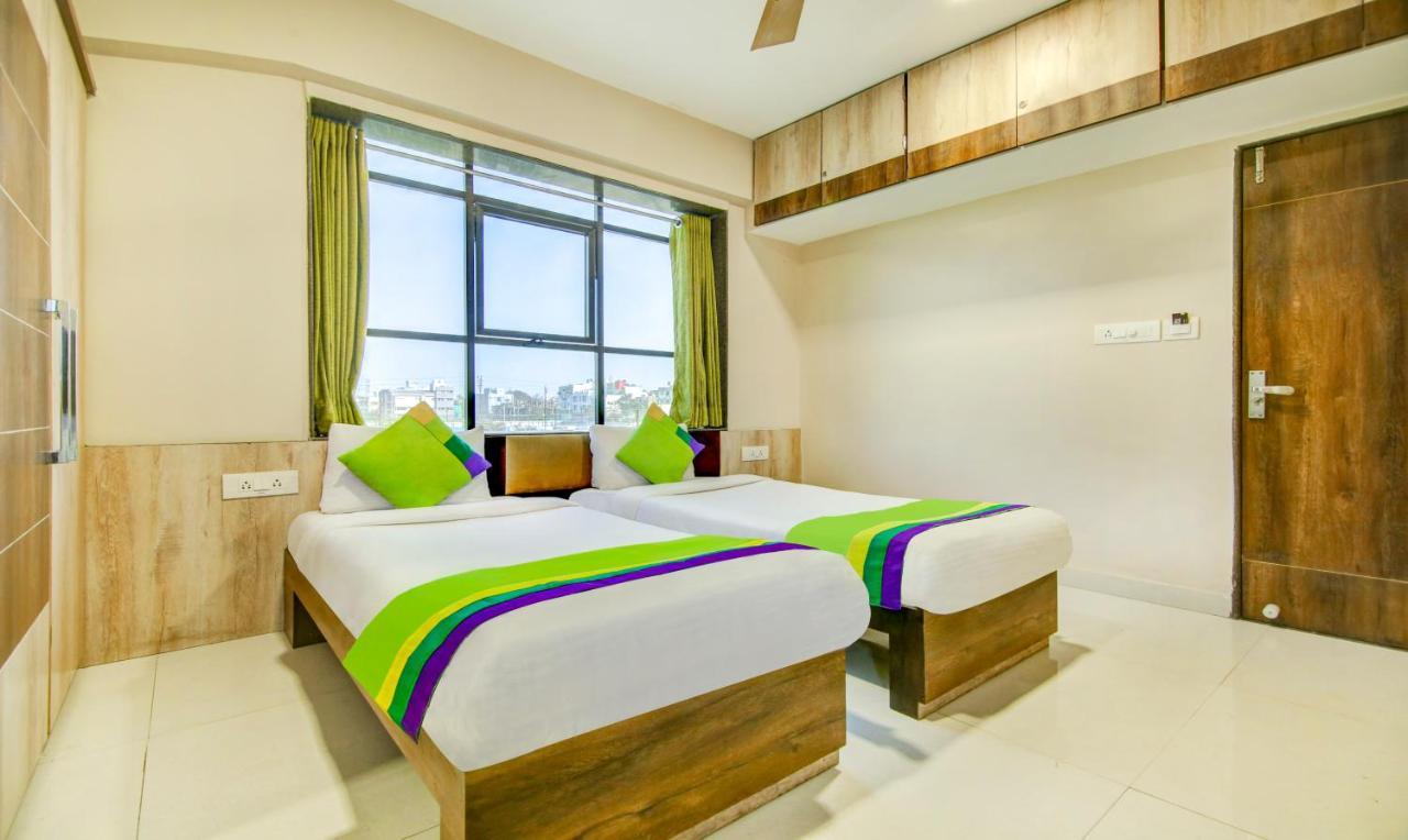 The Tripti & Banquets Hotel 3*