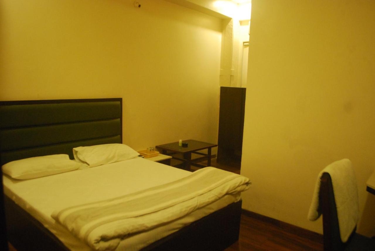 New Sunder Hotel 3*