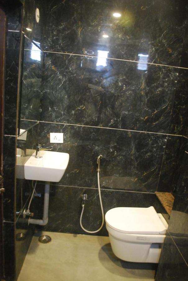New Sunder Hotel